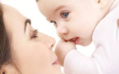 PTE听力口语练习-科学60秒: Breast-feeding benefits babies